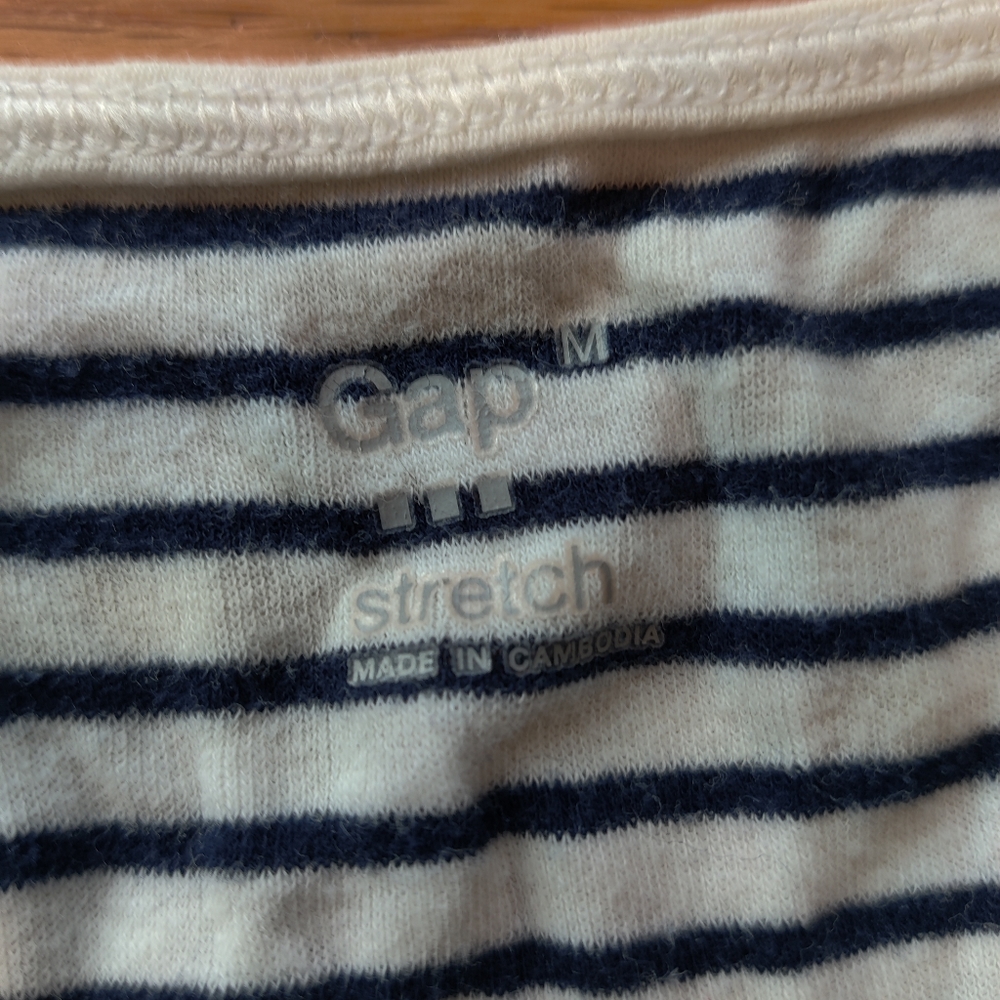 Gap Striped Tank Top Stretch Size Medium - Picture 3 of 6